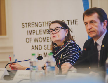 femeiapaceasecuritatea_13-08-18-28